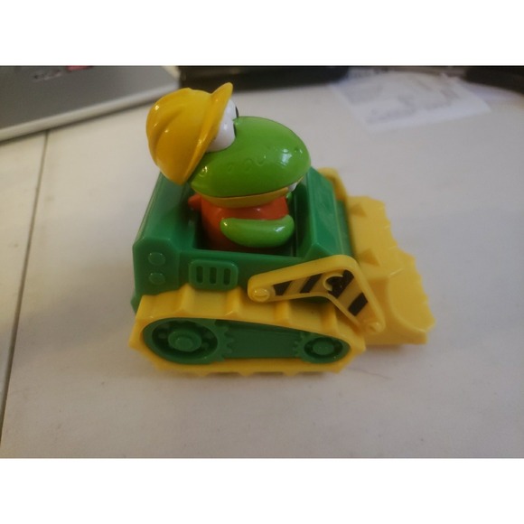 Ryans World Racers Race Push Car Gus the‎ Gummy Gator Plastic Toy 2019 - Picture 2 of 5